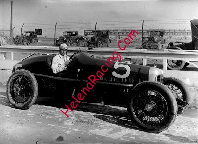 Indy 1925-Relevied Fred COMER (NS).jpg